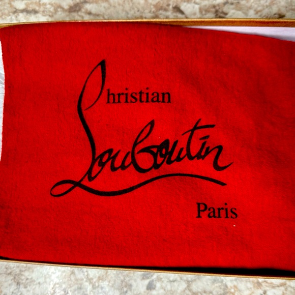 CHRISTIAN LOUBOUTIN PUMP - Picture 2 of 12